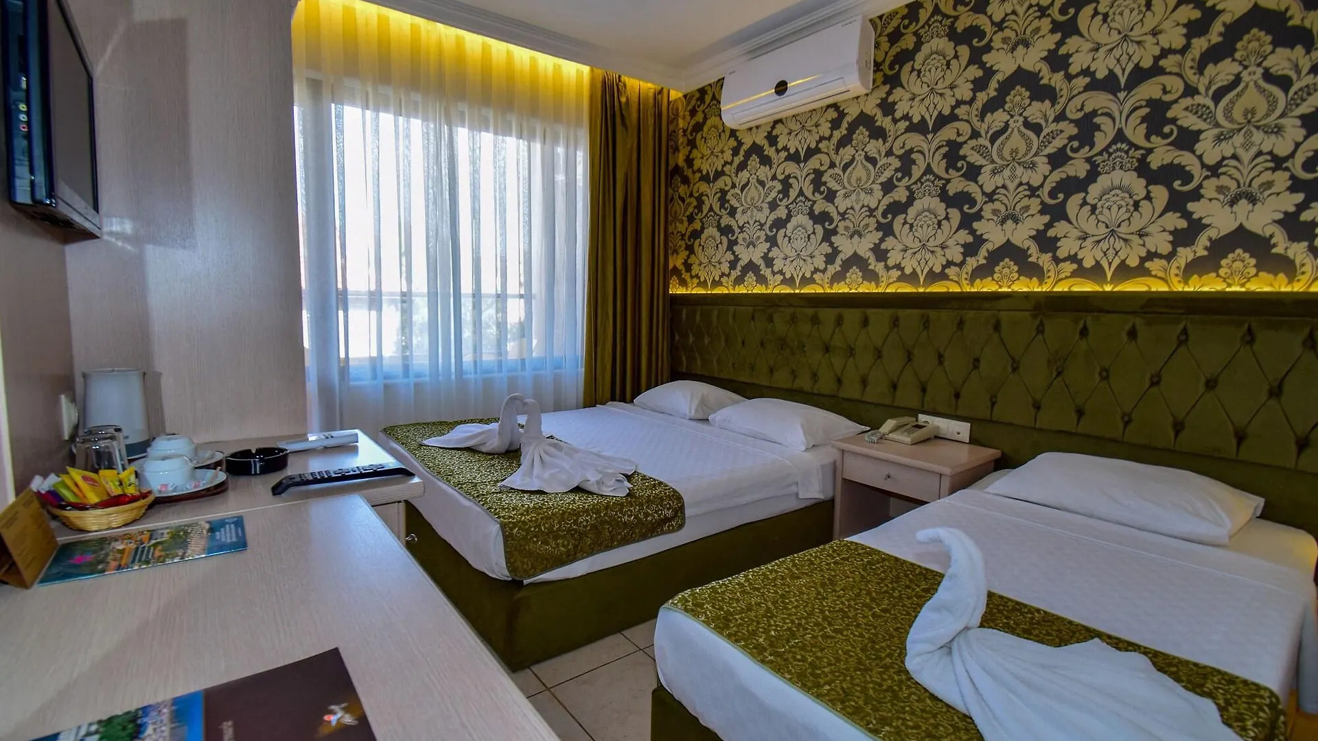 Siesta Hotel イチュメレール