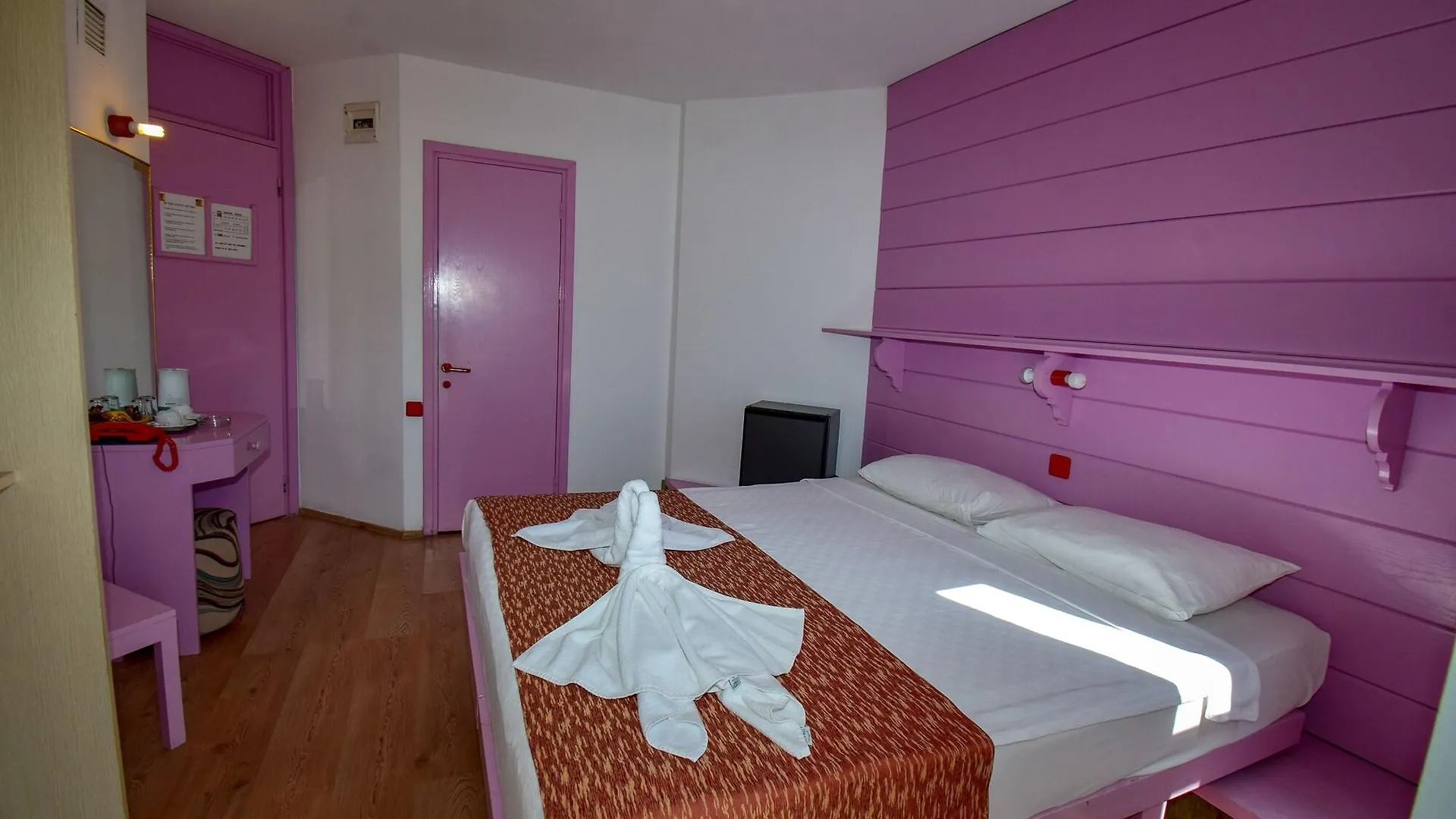 **  Siesta Hotel イチュメレール トルコ