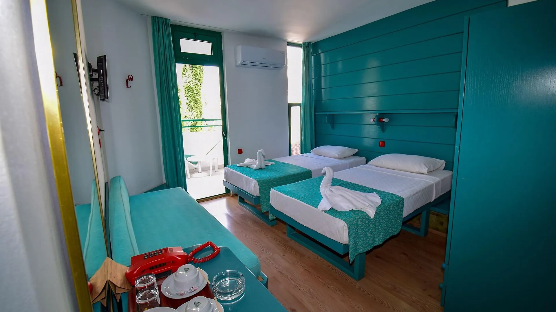 Siesta Hotel イチュメレール