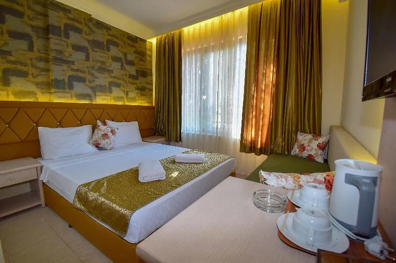 Siesta Hotel イチュメレール