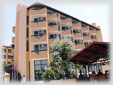 Siesta Hotel イチュメレール